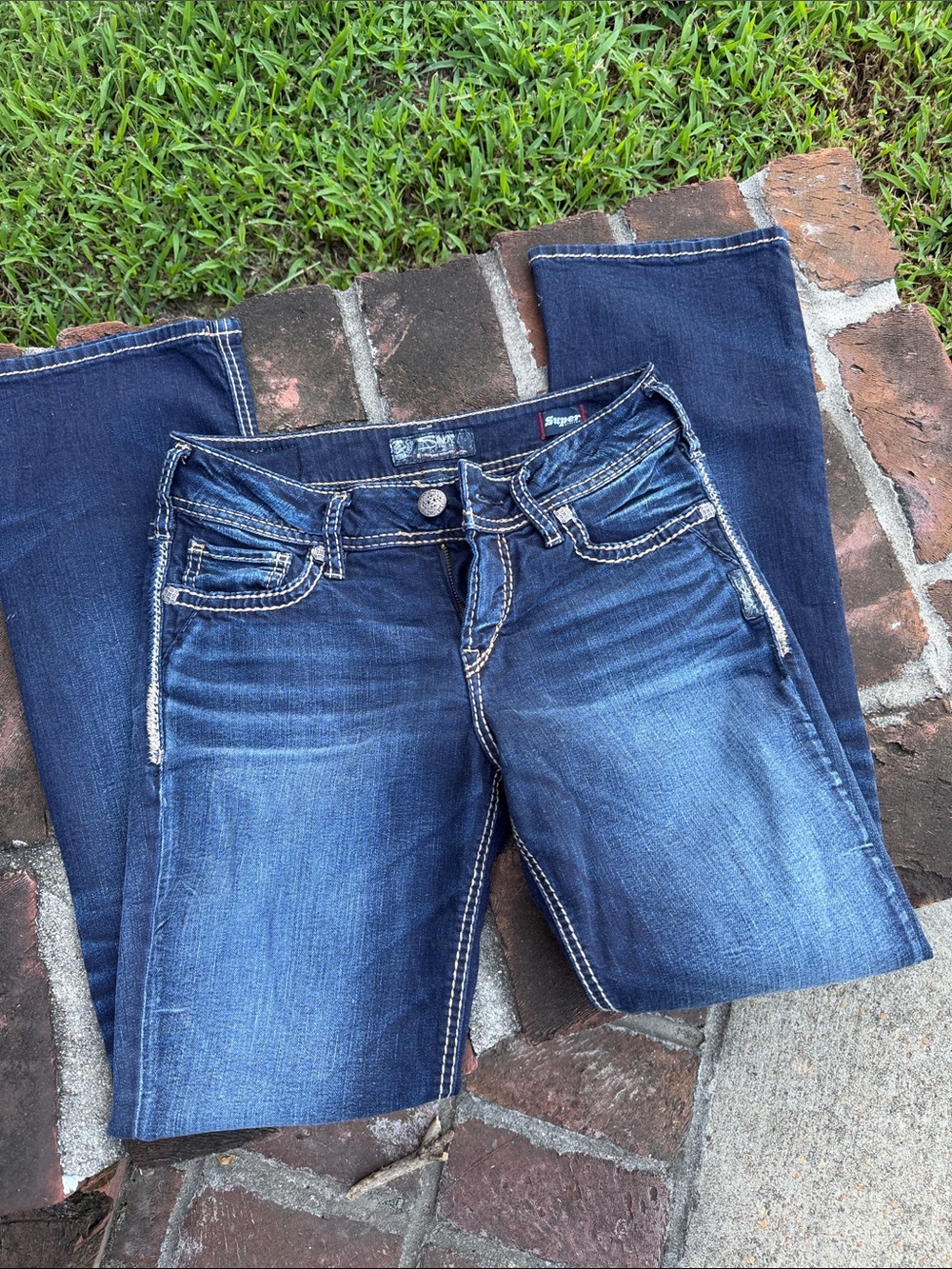 Silver Suki mid slim boot cut blue jeans size 28 - Picture 3 of 6